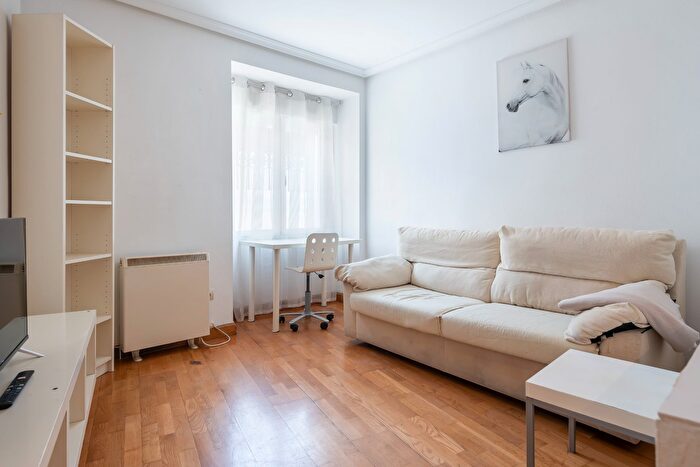 Piso en venta en Centro, Palacio de 1 habitacion
