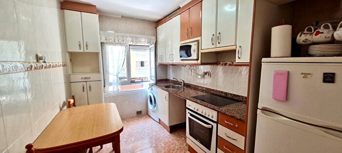 Casas en venta y pisos alquiler - 2