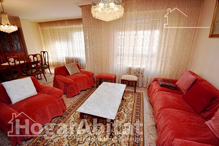 Casas en venta y pisos alquiler - 2