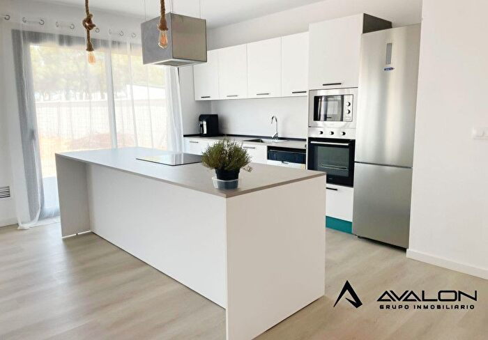 Casas en venta y pisos alquiler - 1