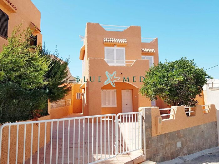 Piso en venta en Pedanías Oeste, Perín de 4 habitaciones
