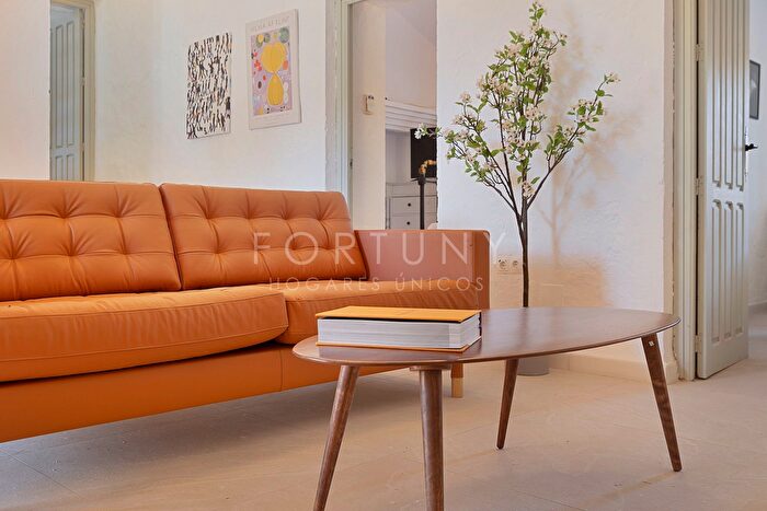 Casas en venta y pisos alquiler - 3