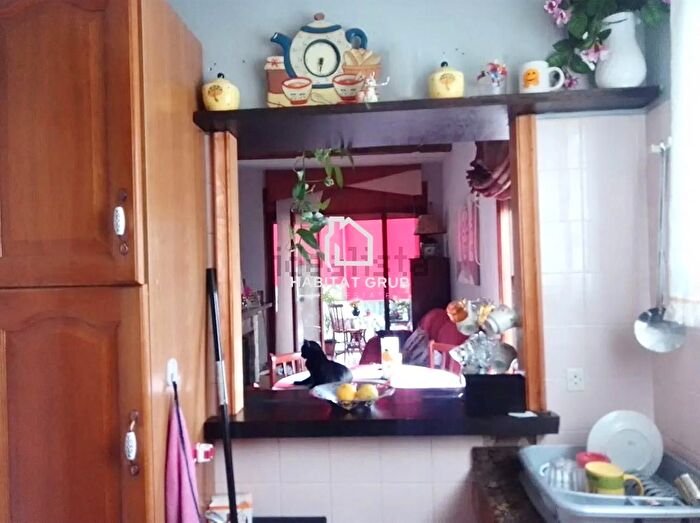 Casas en venta y pisos alquiler - 2