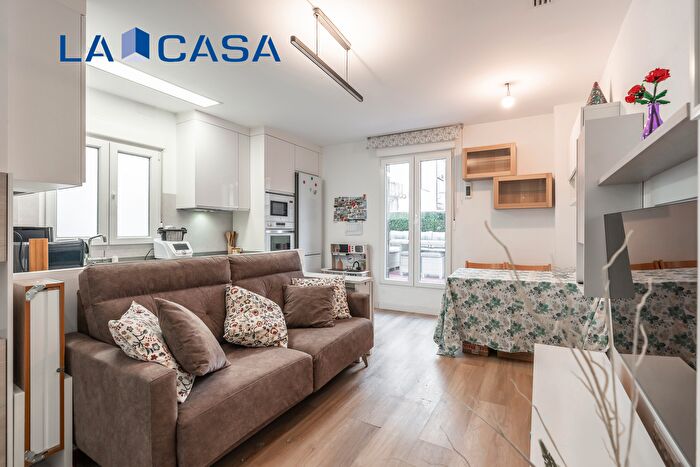 Casas en venta y pisos alquiler - 2