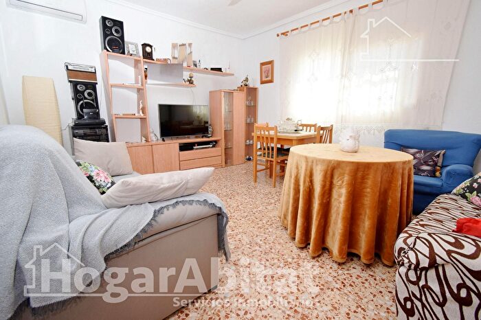 Casas en venta y pisos alquiler - 3