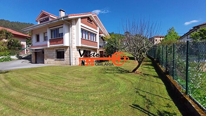 Casa en venta en Otañes Talledo, CastroUrdiales de 3 habitaciones