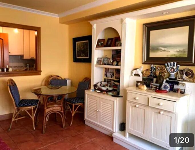 Casas en venta y pisos alquiler - 1