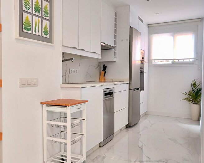 Casas en venta y pisos alquiler - 3