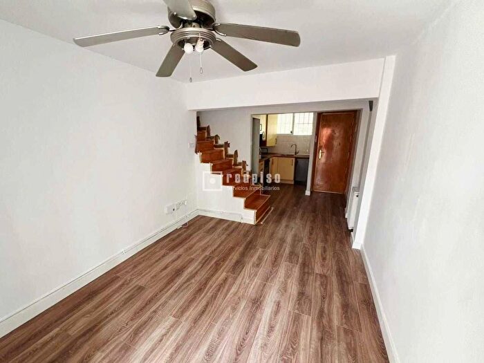 Casas en venta y pisos alquiler - 1
