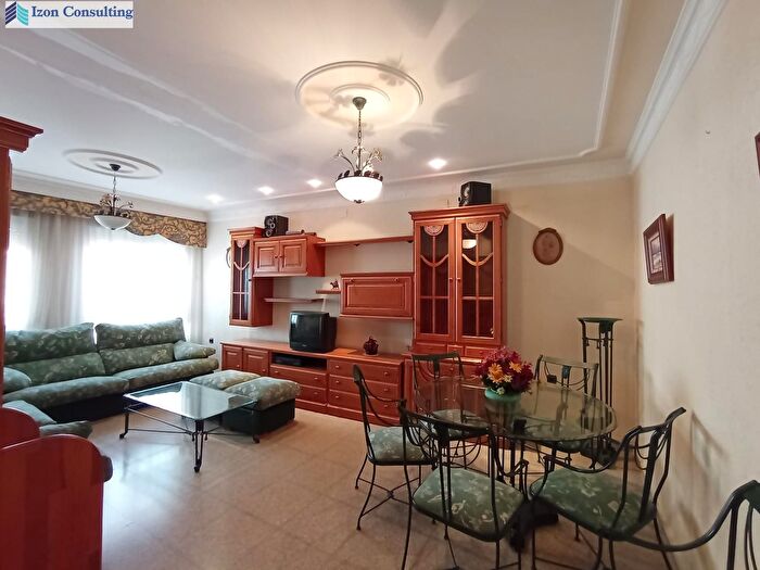 Casas en venta y pisos alquiler - 1