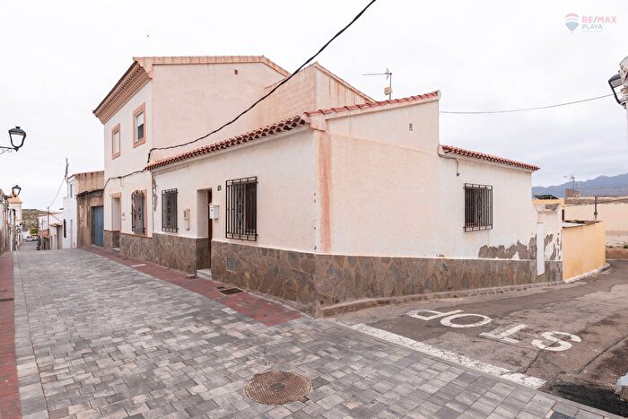 Casa en venta en Los Gallardos, Almería de 3 habitaciones