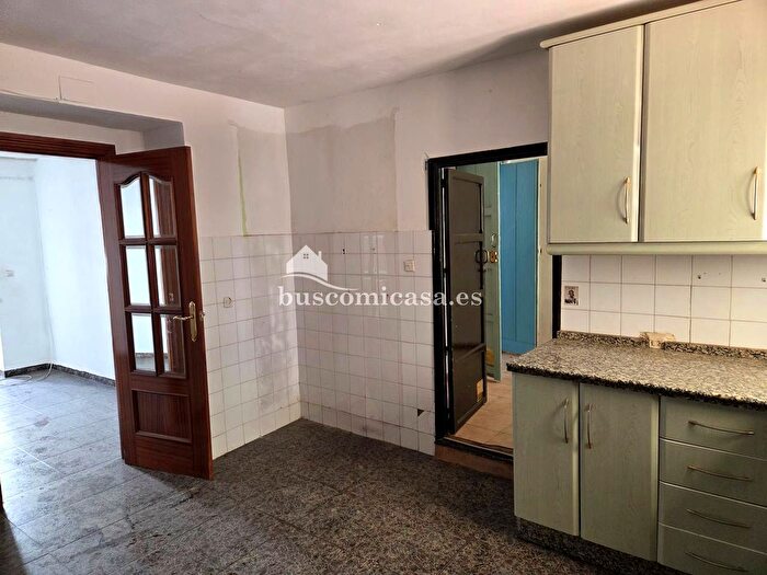 Casas en venta y pisos alquiler - 3