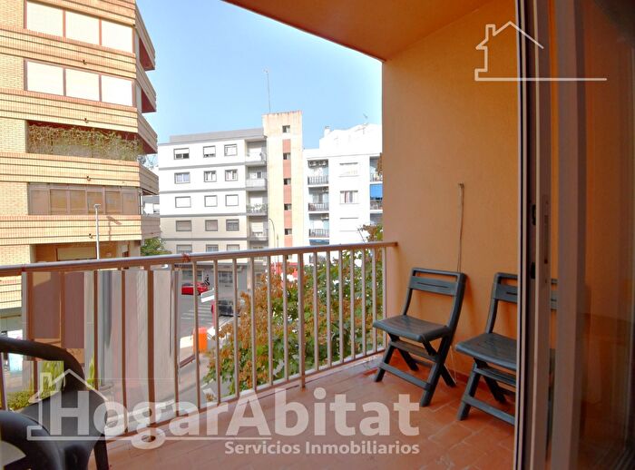 Casas en venta y pisos alquiler - 2