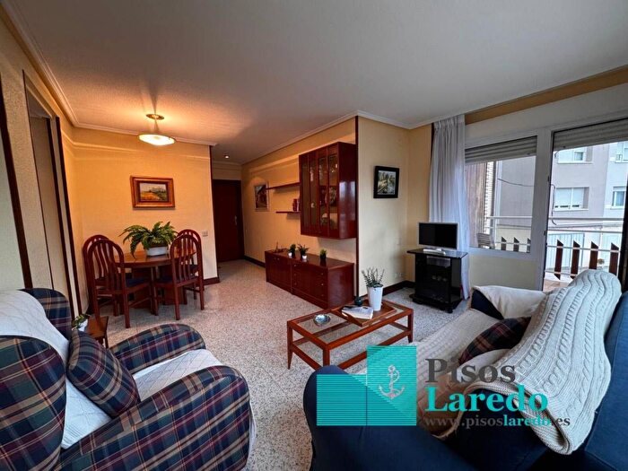 Casas en venta y pisos alquiler - 3