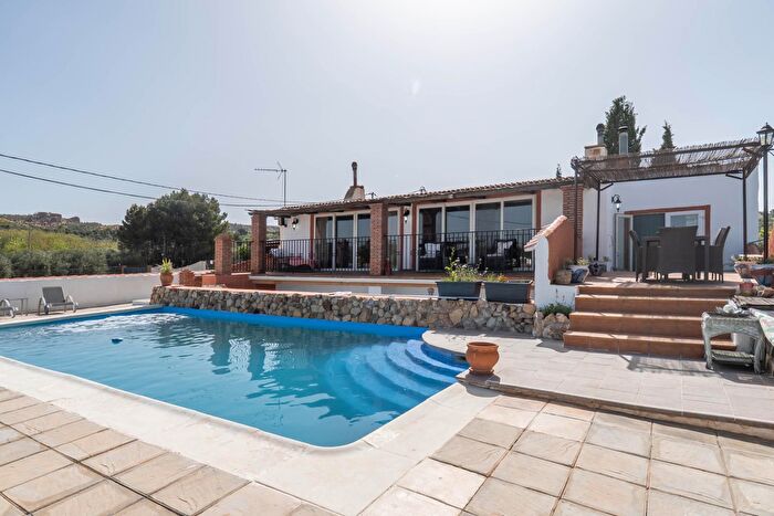 Casa en venta en Guadix, Granada de 5 habitaciones
