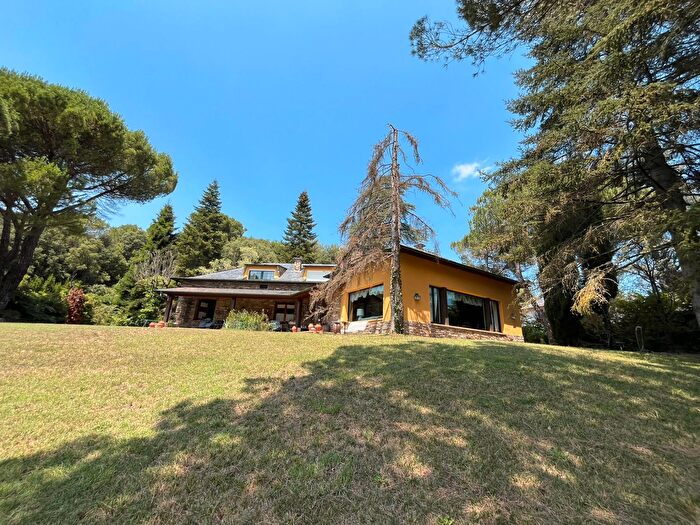 Casa en venta en Castellcir, Barcelona de 7 habitaciones