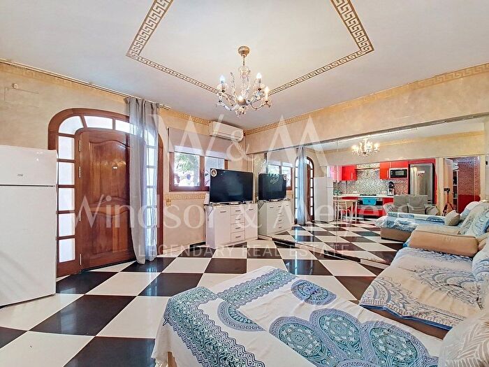 Casas en venta y pisos alquiler - 2
