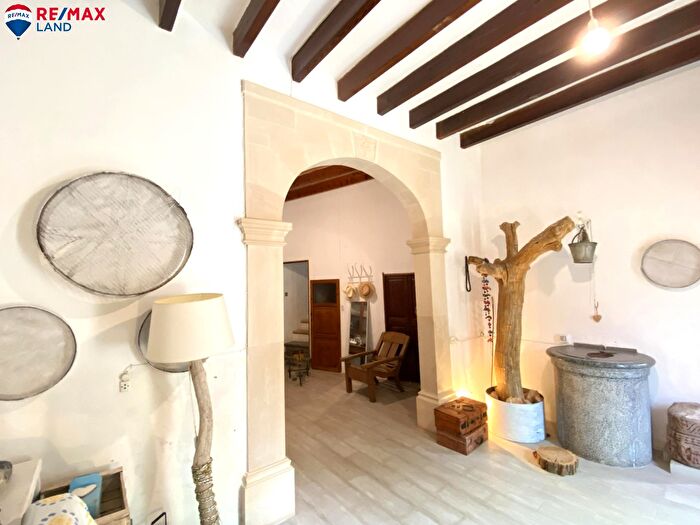 Casa en venta en Es Llombards, Santanyí de 4 habitaciones