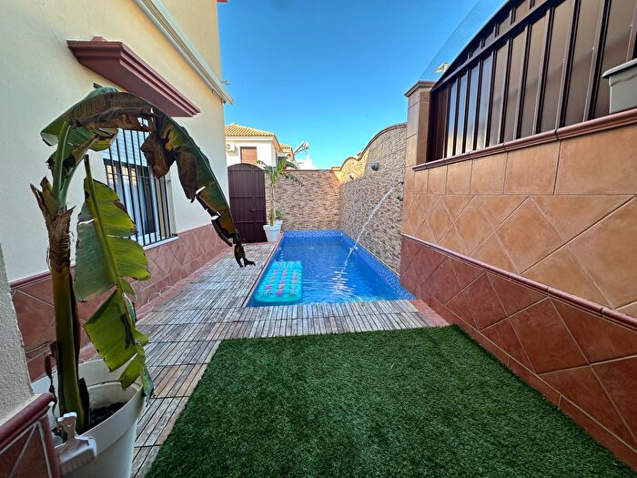Casa en venta en Lebrija, Sevilla de 3 habitaciones