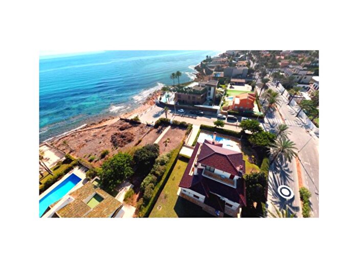 Casa en venta en Orihuela Costa, Cabo Roig de 5 habitaciones