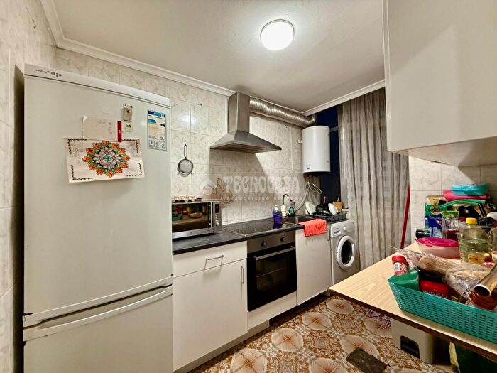 Casas en venta y pisos alquiler - 2