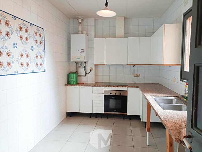 Casas en venta y pisos alquiler - 1