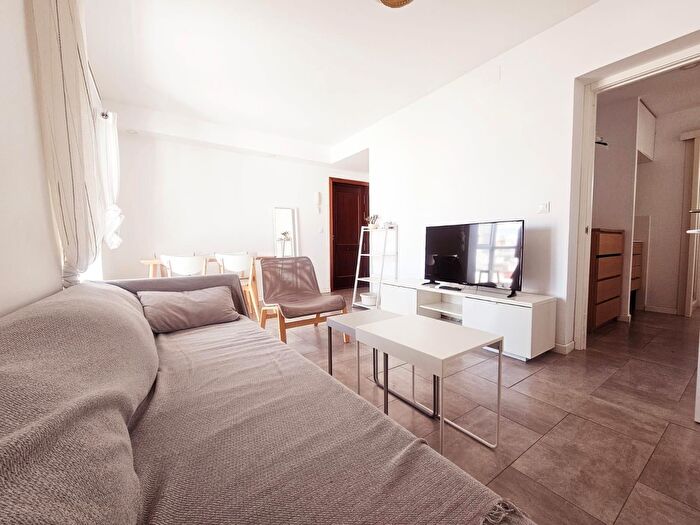 Piso en venta en La Caleta La Viña, Cádiz Capital de 3 habitaciones
