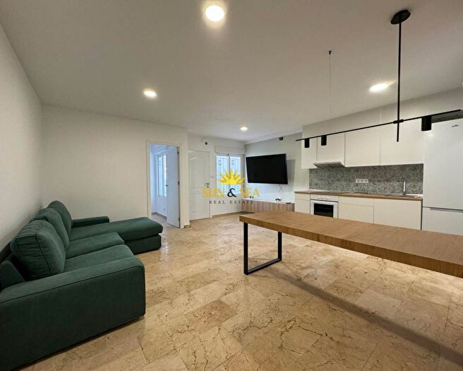 Casas en venta y pisos alquiler - 3