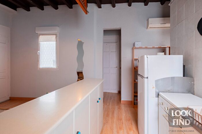 Casas en venta y pisos alquiler - 2
