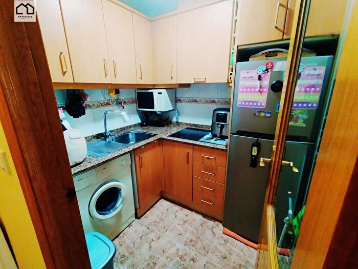 Casas en venta y pisos alquiler - 2
