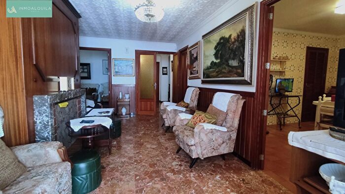 Casas en venta y pisos alquiler - 3