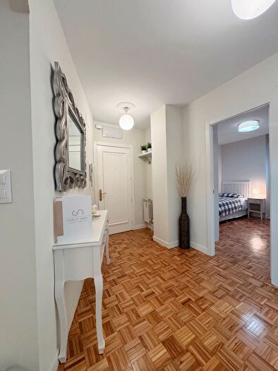 Casas en venta y pisos alquiler - 1