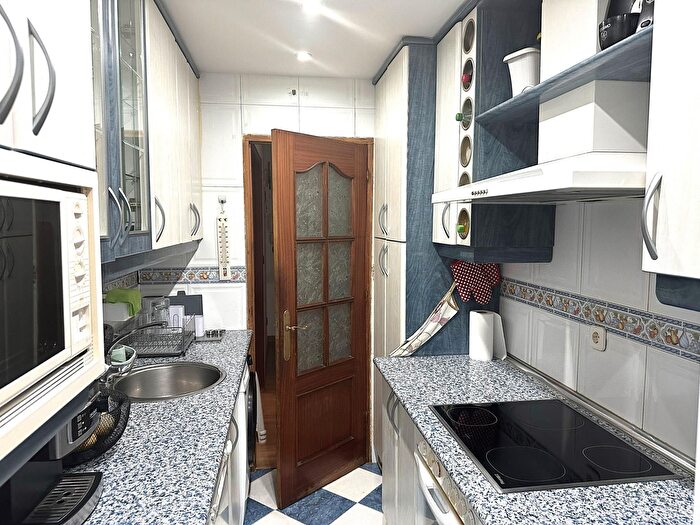 Casas en venta y pisos alquiler - 2