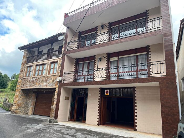 Casas en venta y pisos alquiler - 1