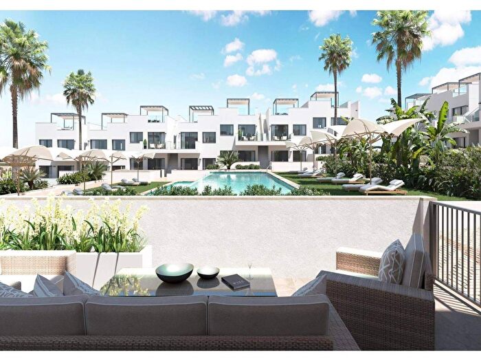 Piso en venta en Comunitat Valenciana, Alicante de 2 habitaciones