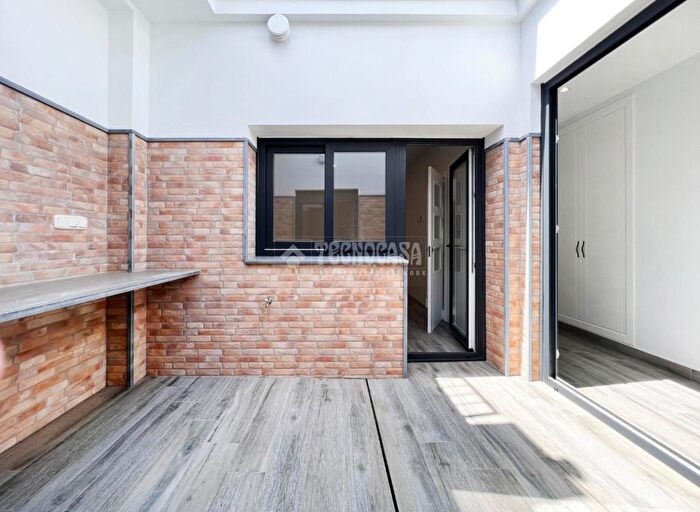 Casas en venta y pisos alquiler - 2