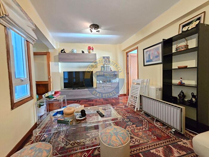Casas en venta y pisos alquiler - 2