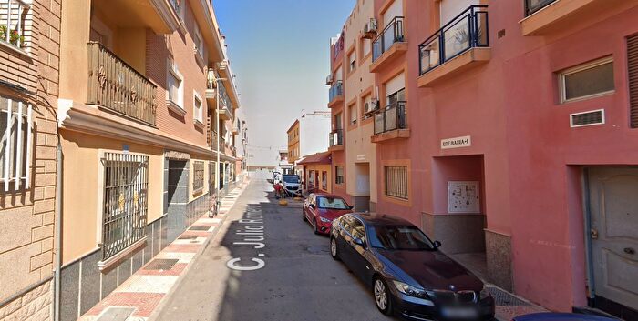 Piso en venta en Roquetas de Mar ciudad, Roquetas Pueblo de 3 habitaciones