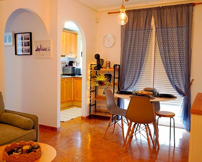 Casas en venta y pisos alquiler - 1