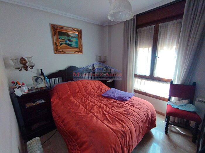 Casas en venta y pisos alquiler - 2