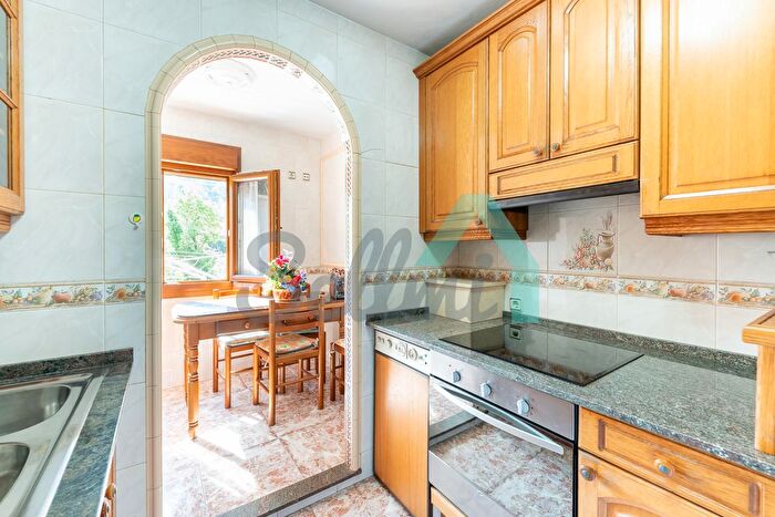 Casas en venta y pisos alquiler - 3