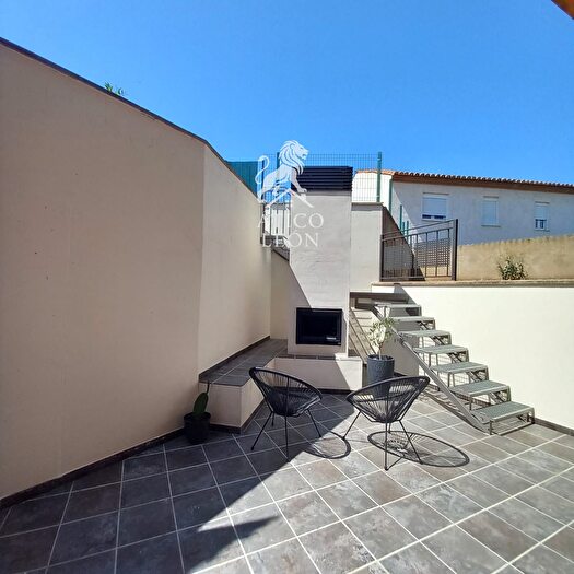Casa en venta en Santovenia de la Valdoncina, León de 3 habitaciones