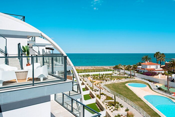 Piso en venta en Els Poblets, Alicante de 3 habitaciones