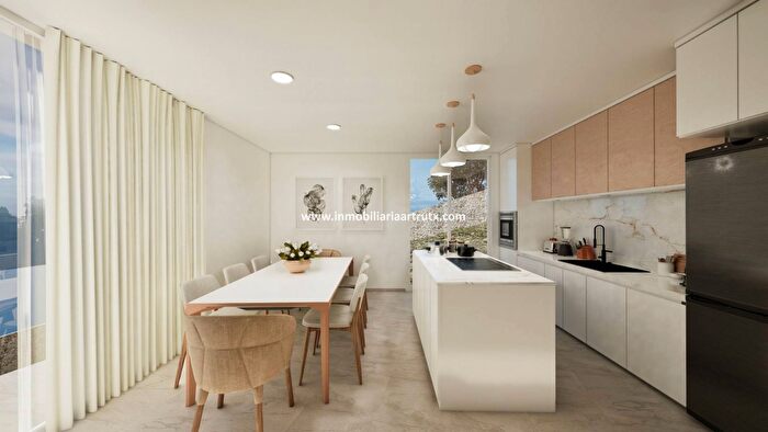 Casas en venta y pisos alquiler - 3