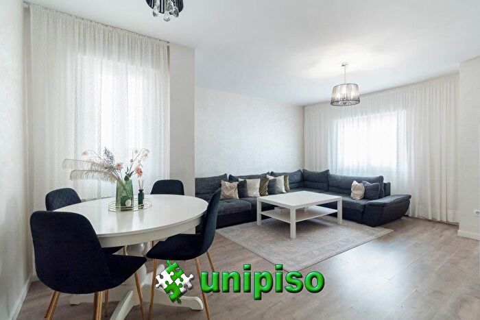 Piso en venta en Centro, Casco Antiguo de 3 habitaciones