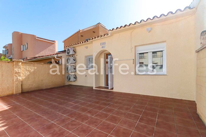Casas en venta y pisos alquiler - 2