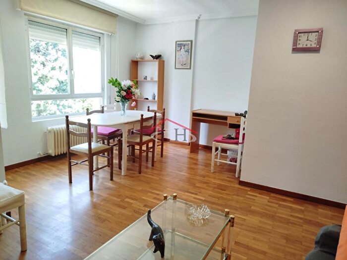 Casas en venta y pisos alquiler - 2