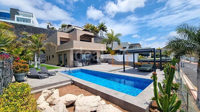 Casa en venta en Costa Adeje, La Caldera de 3 habitaciones