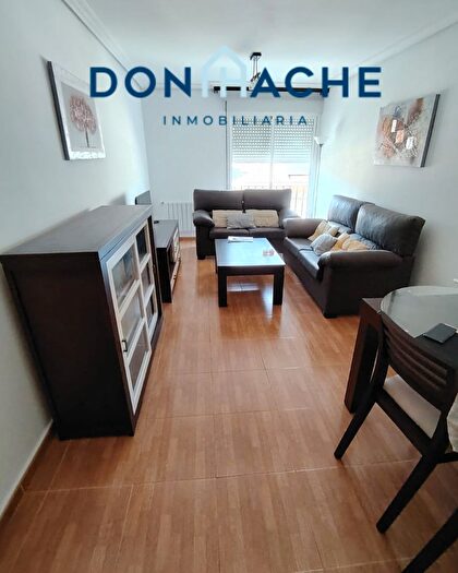 Casas en venta y pisos alquiler - 1