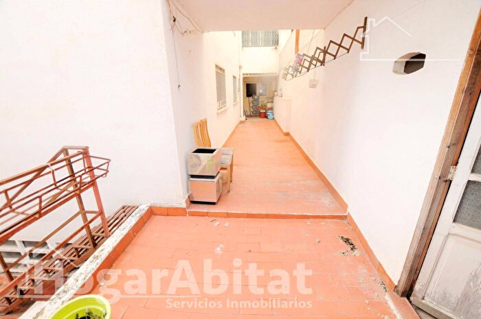 Casas en venta y pisos alquiler - 2
